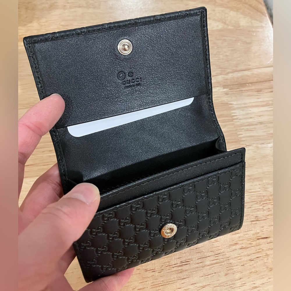 Gucci Microguccissima GG Logo